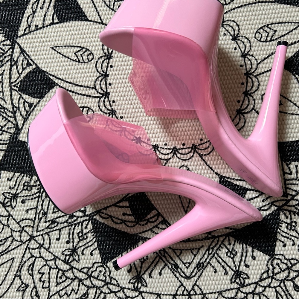 Elegant Pink Women's Heels